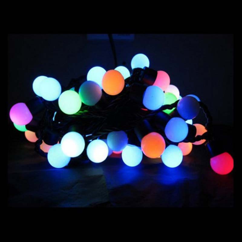 A corda da bola do diodo emissor de luz da corda da bola do diodo emissor de luz colore luzes decorativas
