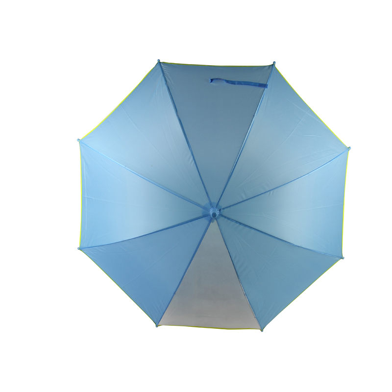 um painel ver através de guarda-chuva de criança de publicidade azul