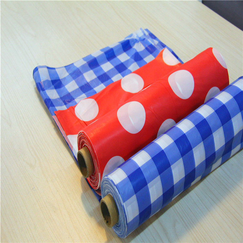 Dia de Natal toalha de mesa plástica à Prova de água Calor resistente Ao xadrez Tabela de PVC cor vermelha personalizada