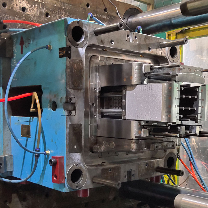 Maior planta de moldagem por injeção de Shanxi