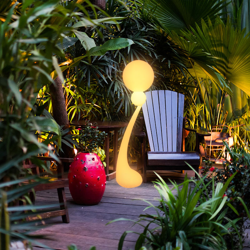 LEDs LEDs à prova d'água Luzes paisagísticas para decoração de jardim ao ar livre, luminárias de pé de RGB mutáveis ​​em cores para decoração de ação de graças de Natal, alimentação por redefundos