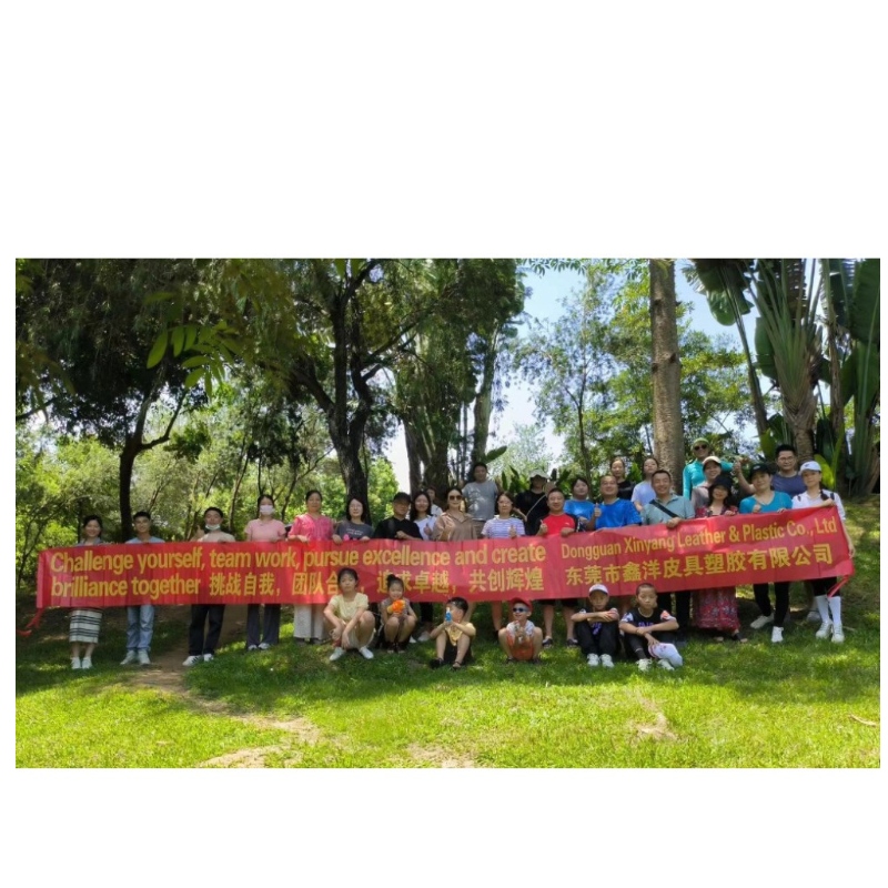 O entusiasmo dos parceiros da equipe da empresa é inabalável, assim como o sol em julho. Vamos