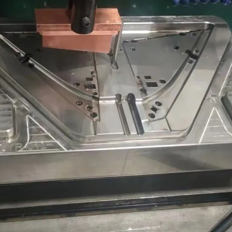 A tendência de desenvolvimento e as perspectivas futuras dos moldes de injeção