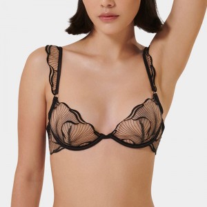 Novo - Lingerie francesa em estilo. Sexy, Ultra - Thin, Innocent - Olhando com bordado e renda. Sutiãs para seios grandes que dão um efeito minimizante, mais - Tamanho lingerie define w7228price:$129.99