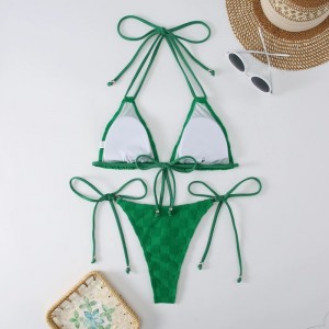 Novo 2025 europeu e americano-estilo dois-Piece Bikini Swimsuits para mulheres. Feito de tecido especial, disponível em cores sólidas e várias cores. Projeto triangular Lado e Sexy 8878 Preço:$79.99