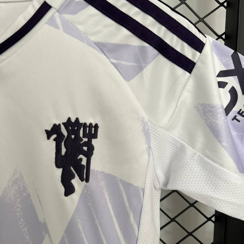 25/26 crianças m-U Away Tamanho: 16-28